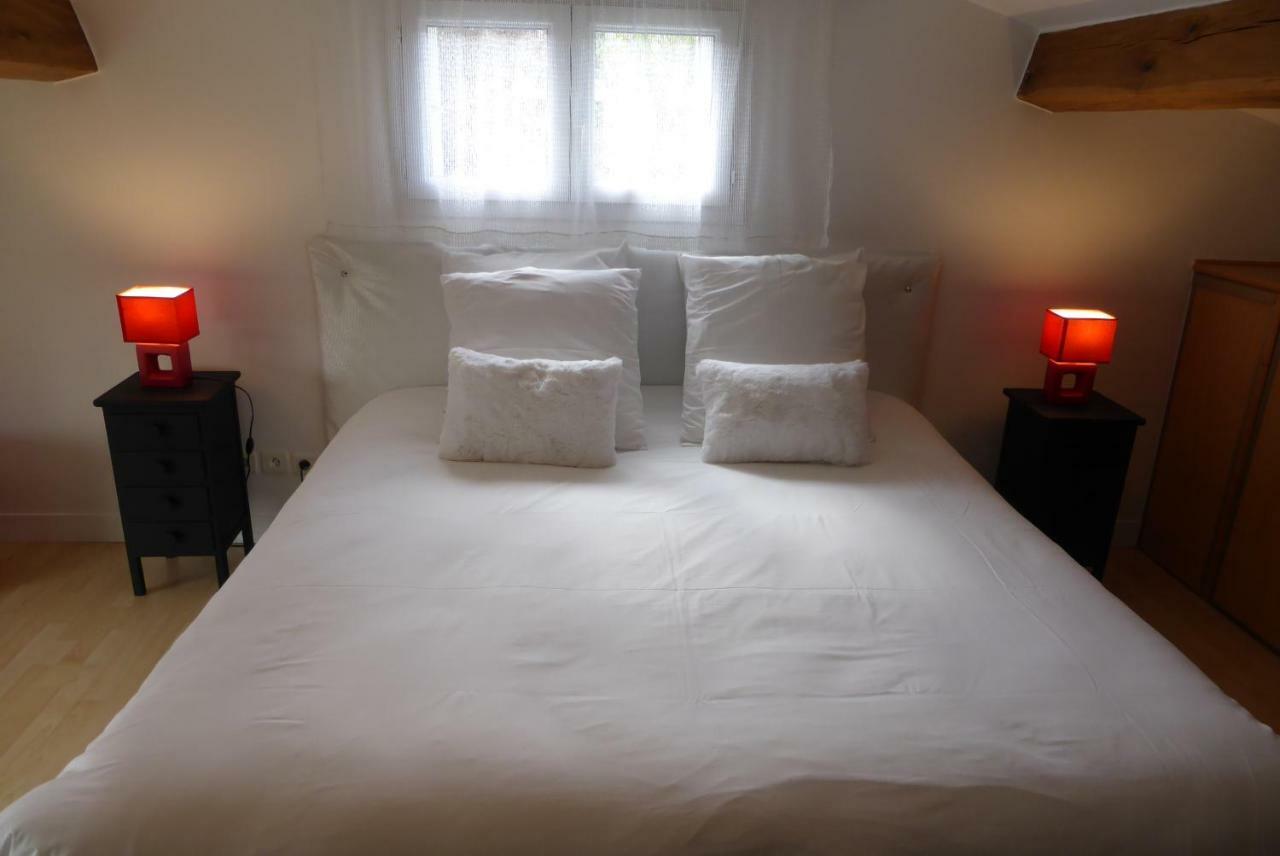 Une Chambre A Neuilly Guest House Exteriér fotografie